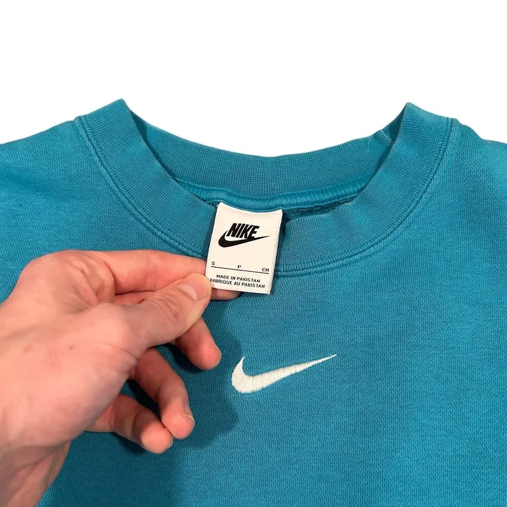 Women’s Nike Center Swoosh Cropped Fit Sweatshirt Small Blue Pullover Crewneck
